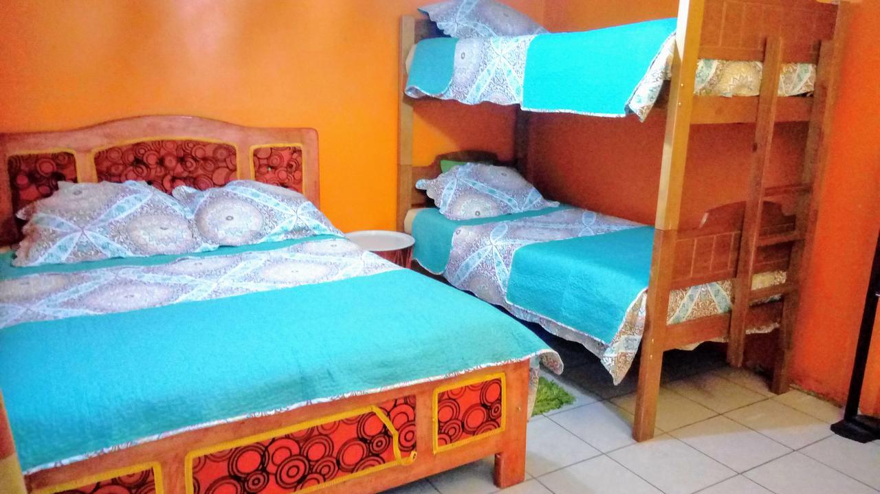 Hostel Friendly سانتياغو المظهر الخارجي الصورة